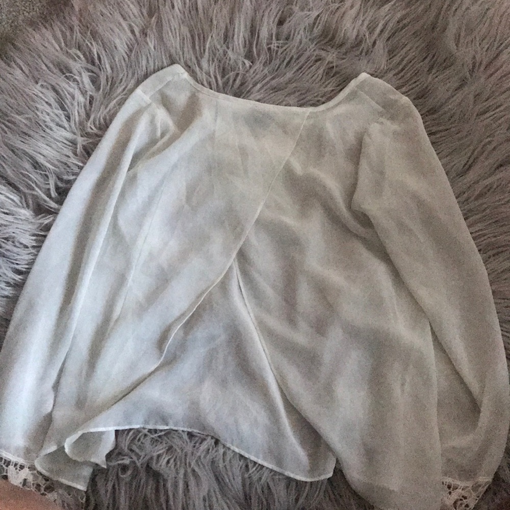 Sheer blouse - Picture 3 of 3